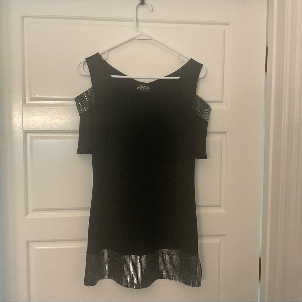 Black and Silver Women's Tunic Top